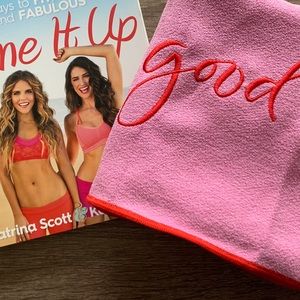 TIU Fitness Guide & Athletic/Beach Towel